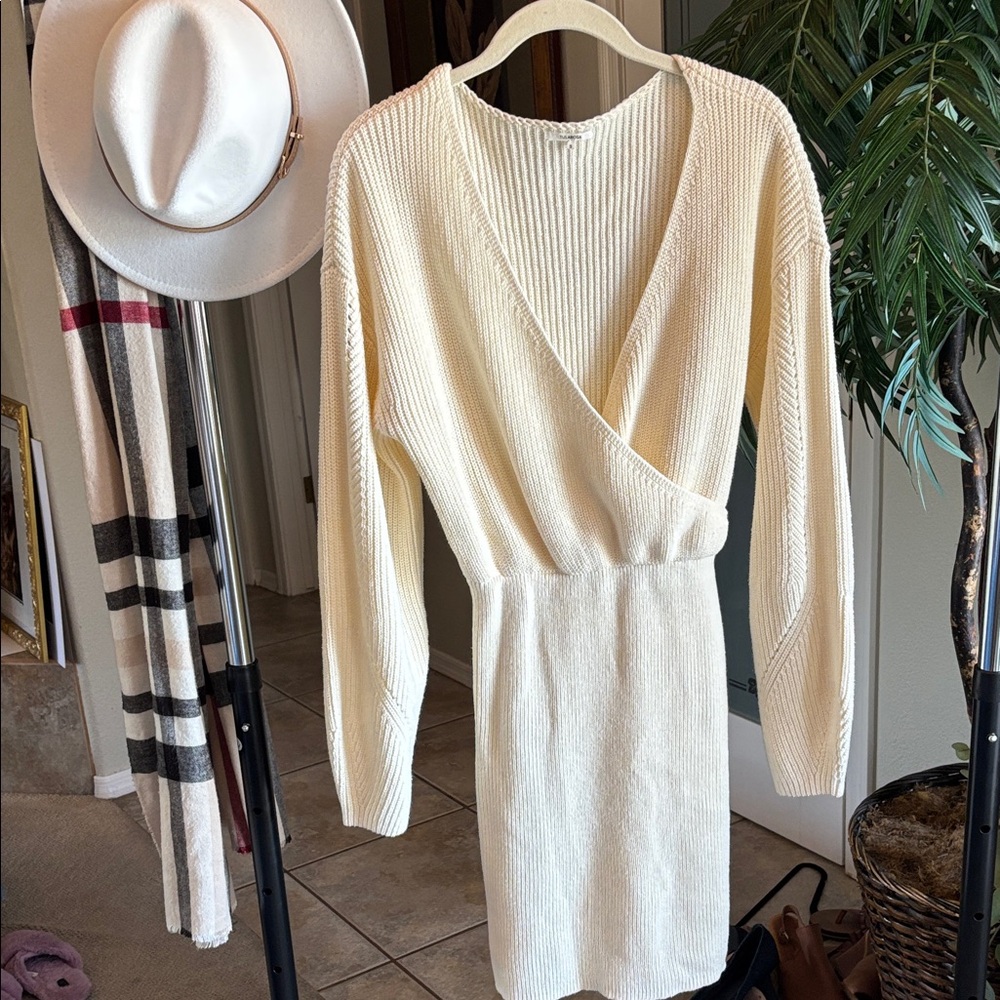 Tularosa Cream Long Sleeve Knit Dress